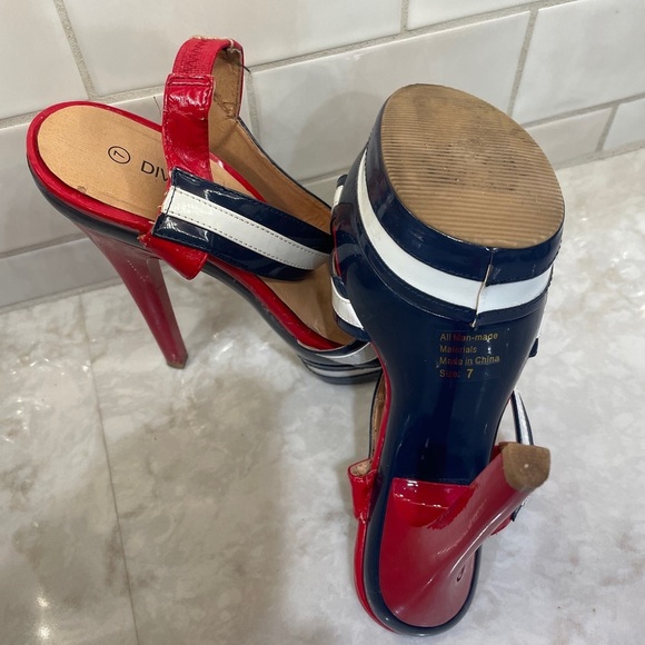 Diva Lounge Patriotic Red White & Blue ankle strap platform high heels Sz 7 - Picture 3 of 9